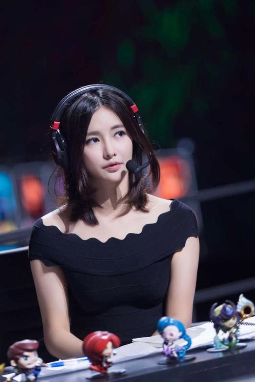 最美王者女主播,王者最火女主播-第2张图片-无暮网 最美王者女主播,王者最火女主播-第2张图片-无暮网
