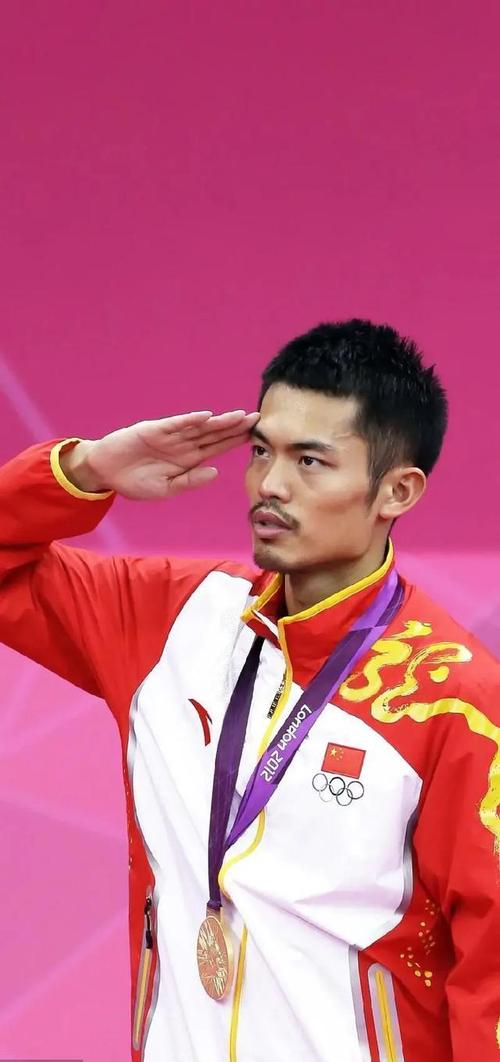 谁是羽毛球冠军世界第一,世界羽毛球冠军是谁,他能打几个-第7张图片-无暮网
