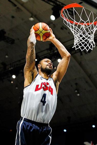 nba钱德勒打裁判,nba钱德勒打裁判是谁-第4张图片-无暮网 nba钱德勒打裁判,nba钱德勒打裁判是谁-第4张图片-无暮网