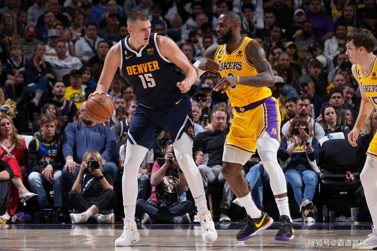nba湖人雄鹿防守分析,湖人队雄鹿