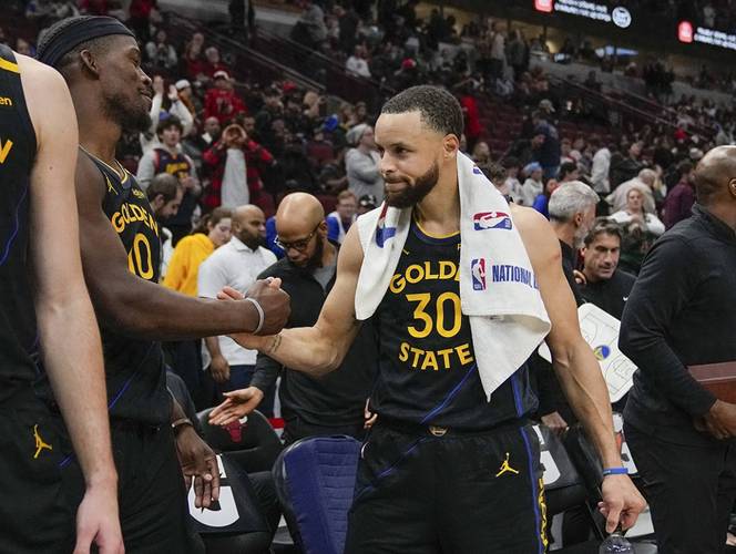 2022nba勇士vs篮网(202勇士vs篮网比赛回放)-第4张图片-无暮网 2022nba勇士vs篮网(202勇士vs篮网比赛回放)-第4张图片-无暮网