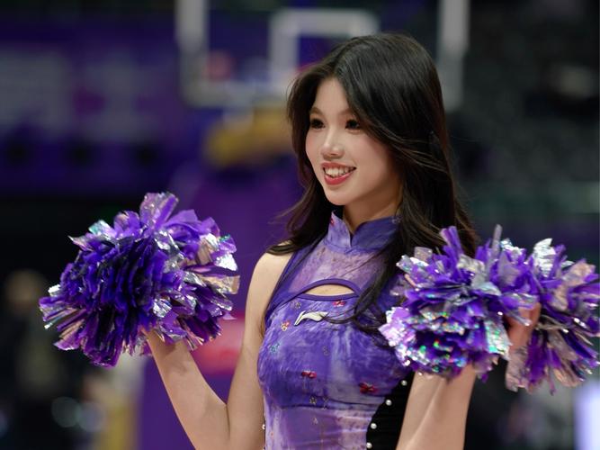nba球队老板玩啦啦队(nba球星和啦啦队)-第4张图片-无暮网 nba球队老板玩啦啦队(nba球星和啦啦队)-第4张图片-无暮网