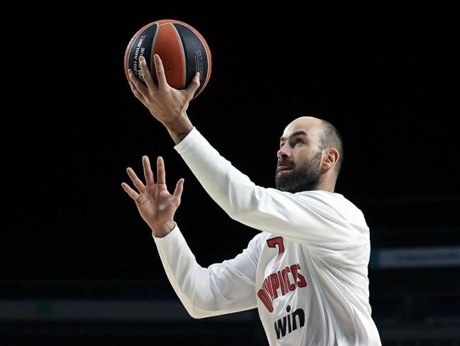 斯潘诺里斯nba生涯,斯潘诺里斯 东契奇-第5张图片-无暮网 斯潘诺里斯nba生涯,斯潘诺里斯 东契奇-第5张图片-无暮网
