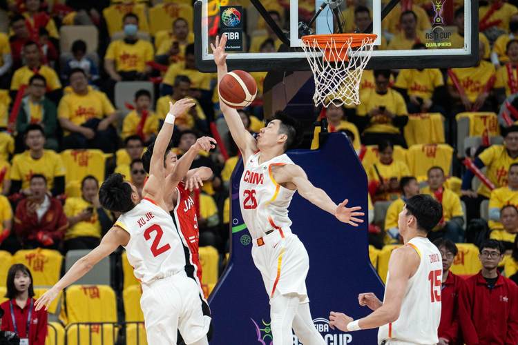中国男篮第几次无缘奥运会（中国男篮37年来首次无缘奥运会）