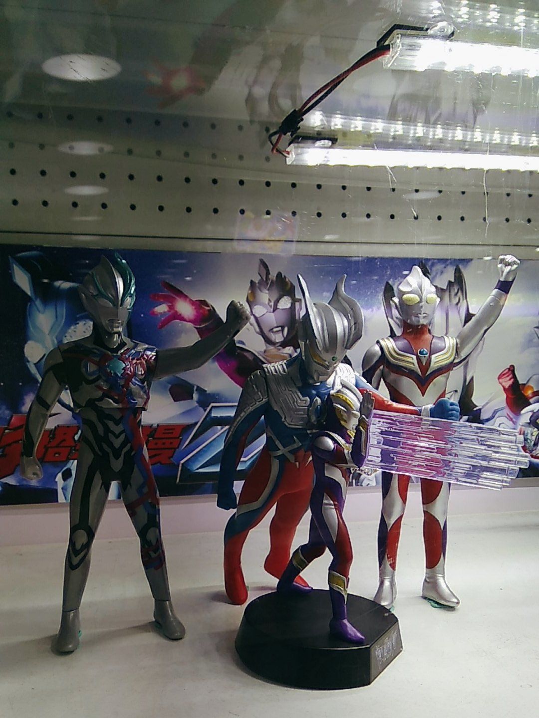 看他们玩奥特曼打怪兽(我想看奥特曼打怪兽打怪兽)