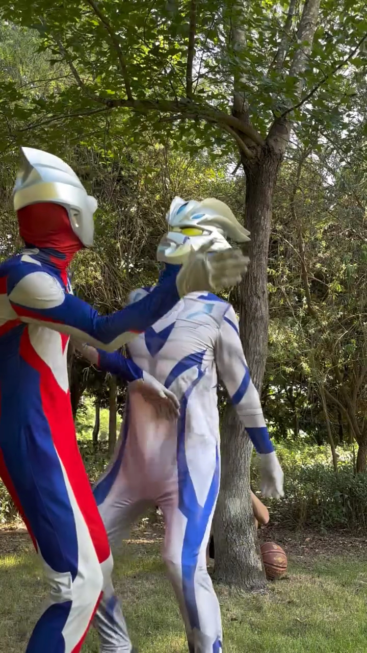 奥特曼打死孙悟空大战(奥特曼打死孙悟空大战怪兽视频)