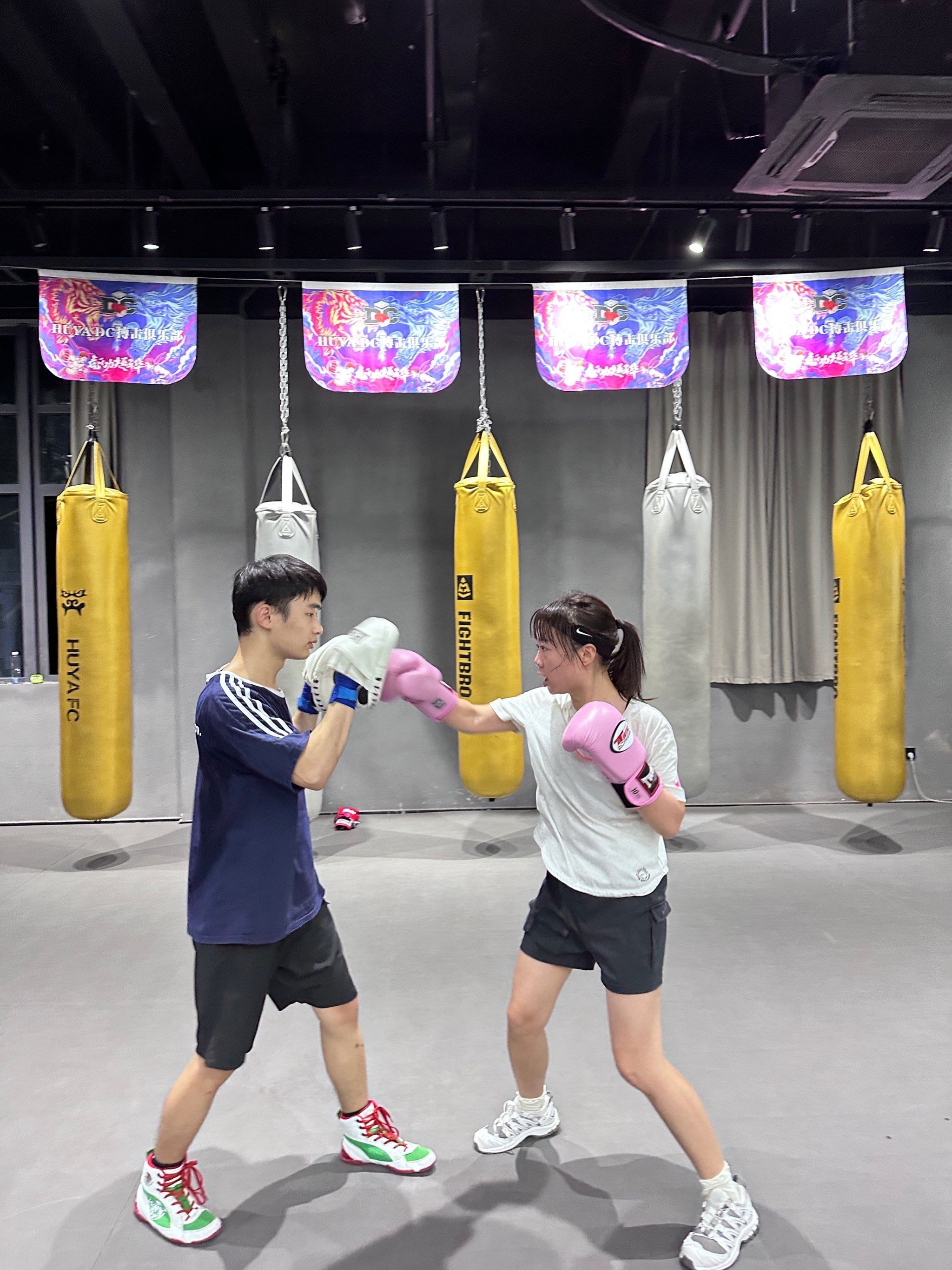 拳击游戏破解版双人(拳击游戏单机版破解版)