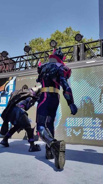 被打铠甲勇士(打铠甲勇士中的图片)