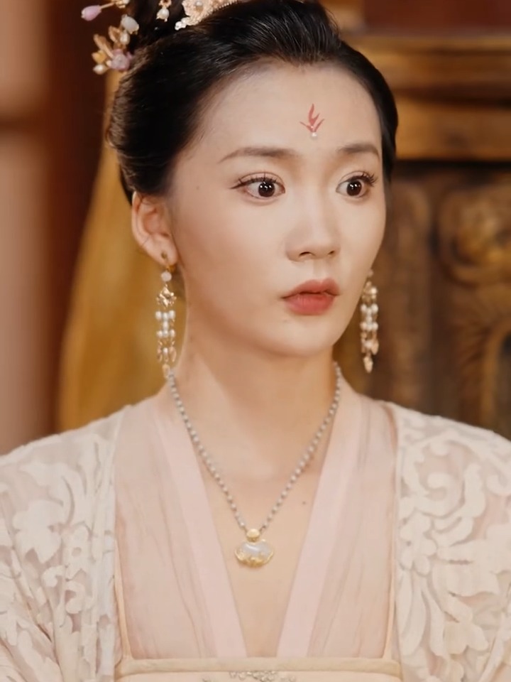 王妃穿越的游戏攻略(王妃的穿越小说有哪些)