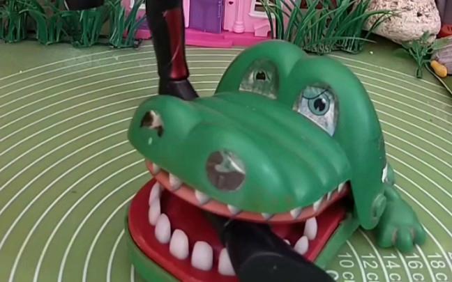 我要看鳄鱼奥特曼(我要看鳄鱼奥特曼图片)