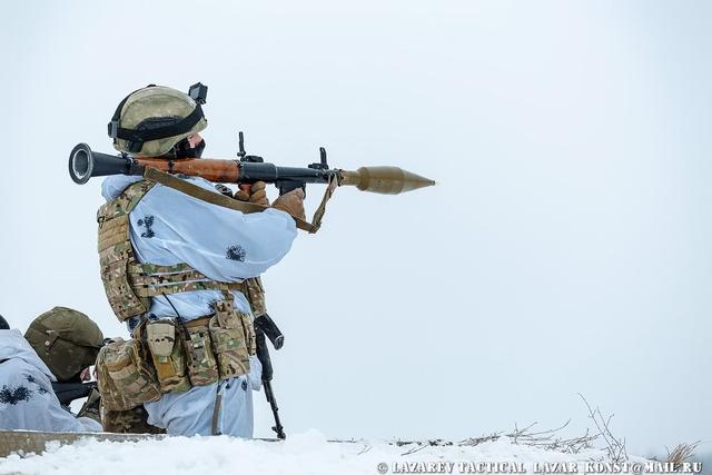 武器收集rpg怎么飞(武器收集rpg最强武器)