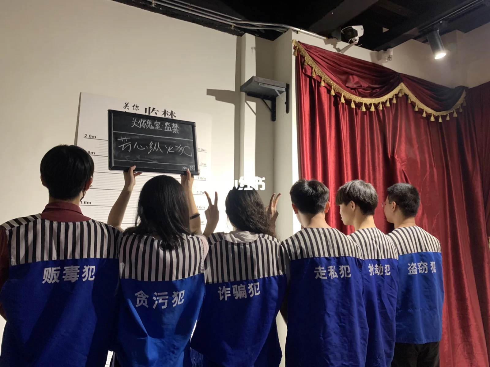 监禁图文攻略(监禁第一关怎么过)