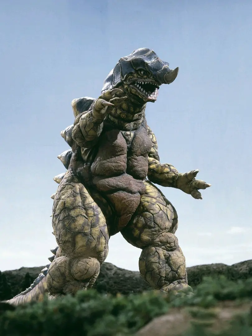 大奥特曼一个大怪兽(大奥特曼一个大怪兽是谁)