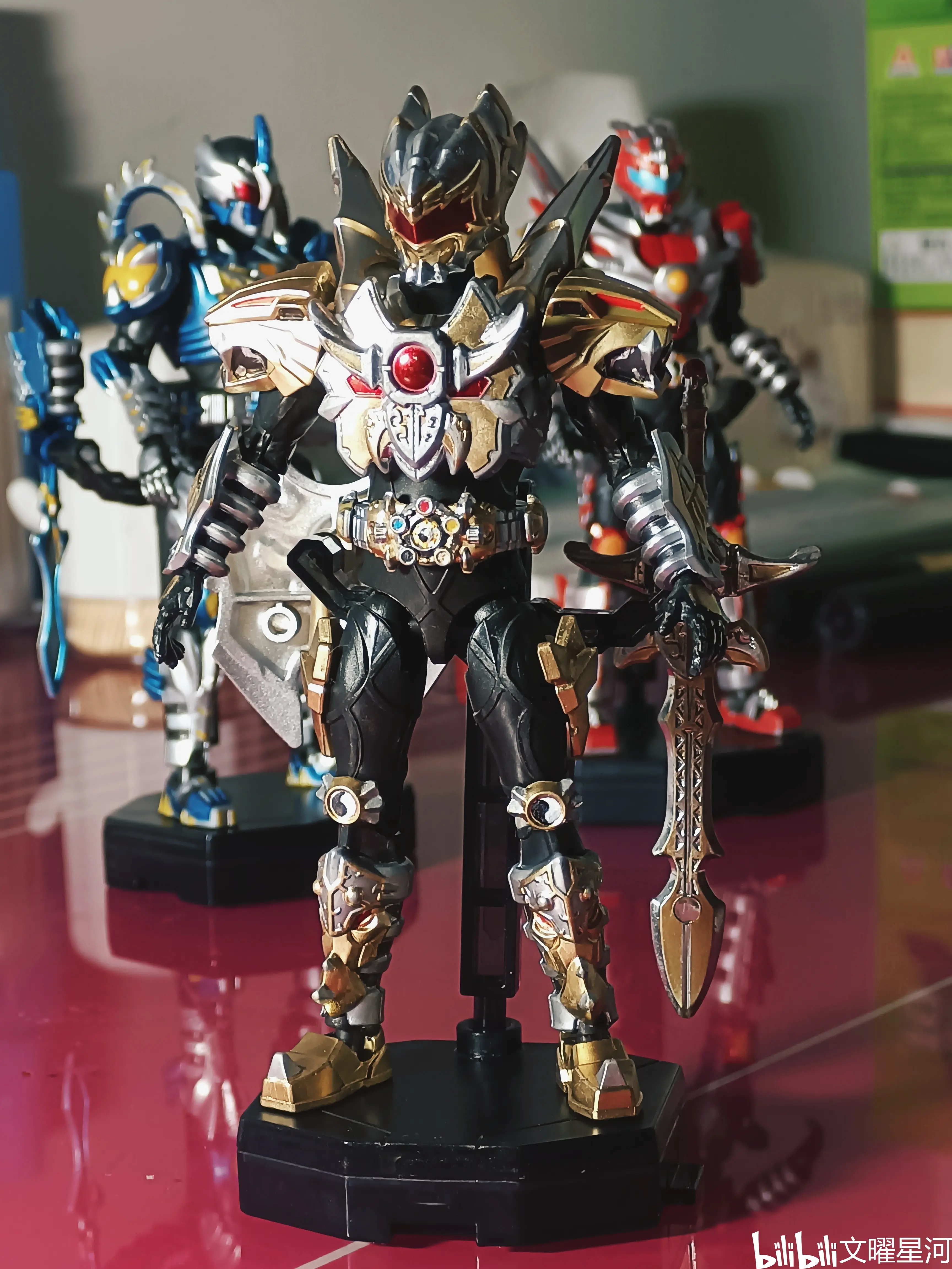 铠甲勇士装扮(铠甲勇士装扮大全)