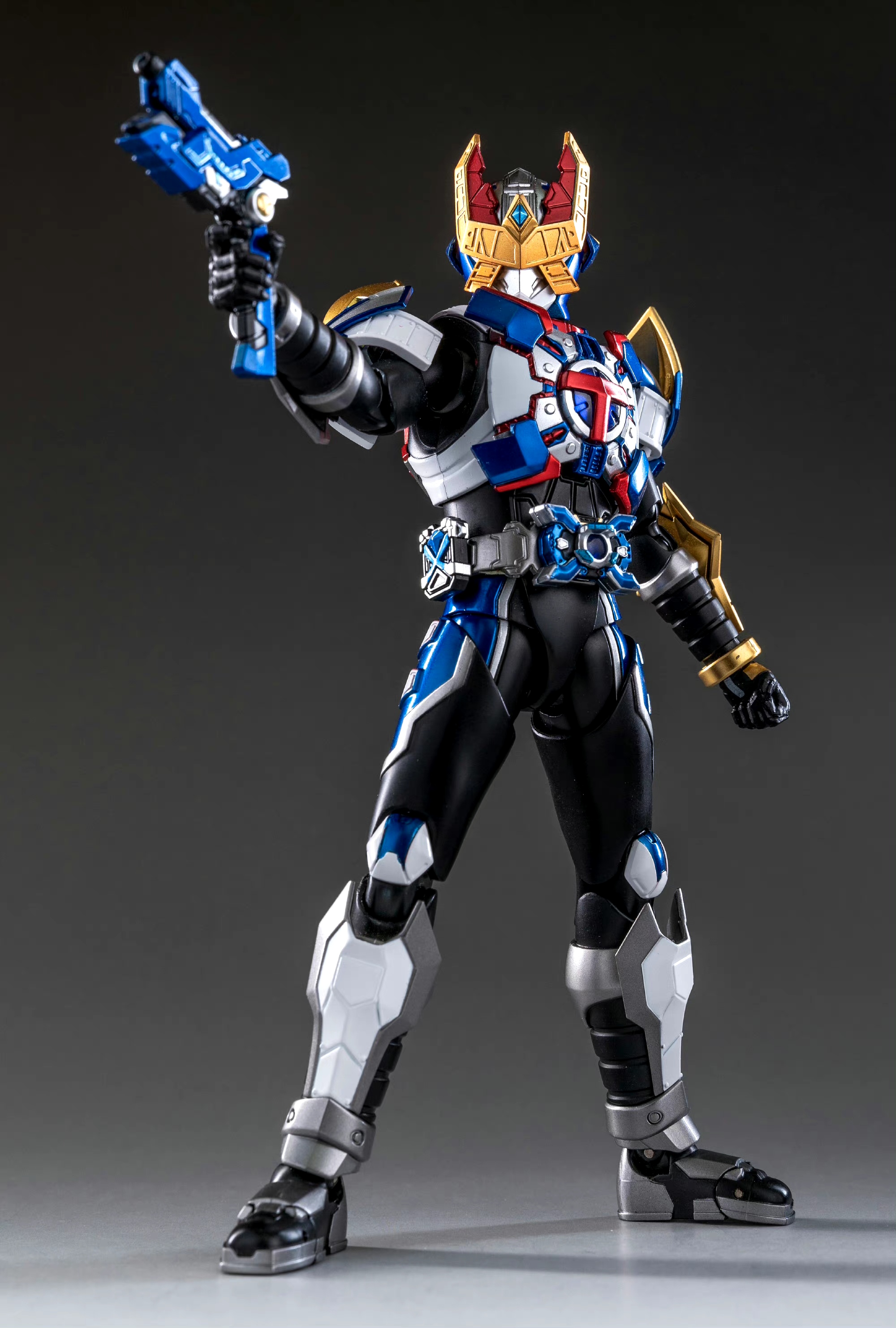 铠甲战神破解版(铠甲勇士热血战神破解版内购)