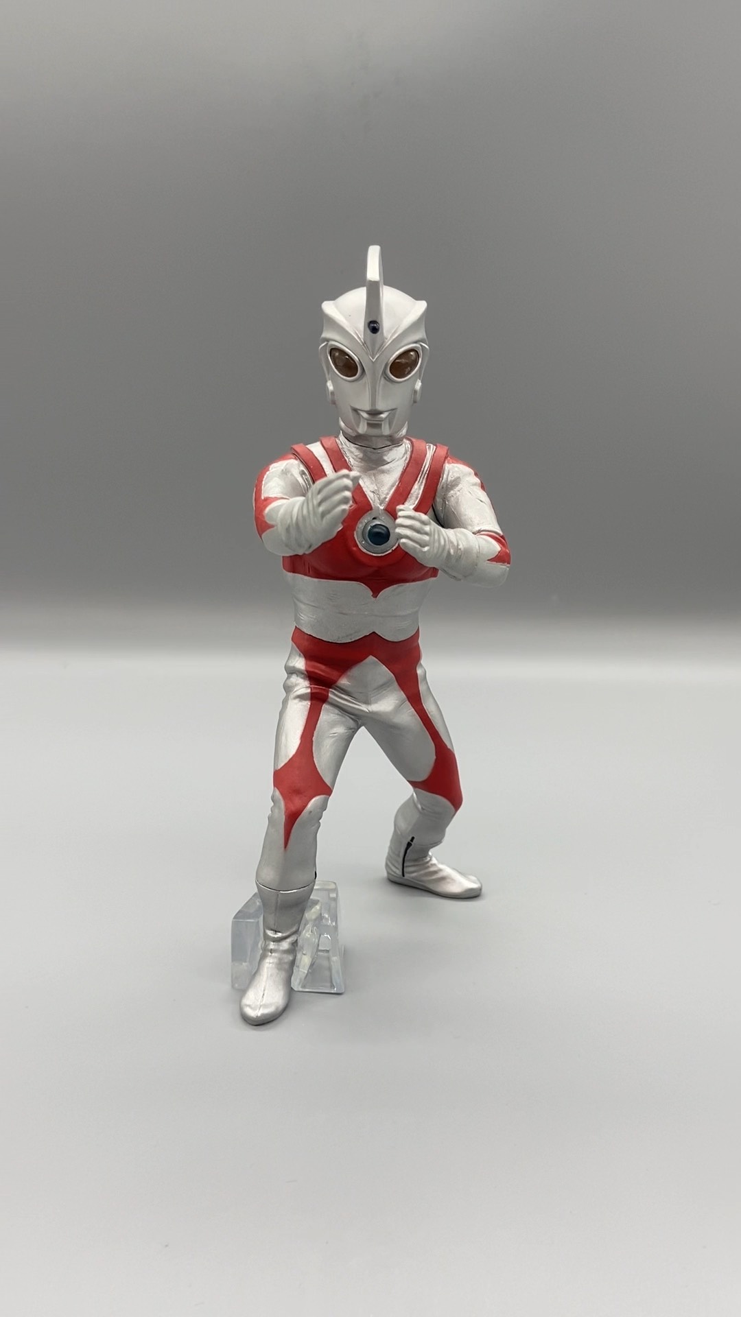 艾斯奥特曼下载(艾斯奥特曼视频下载)