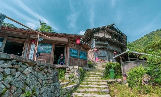 古老村庄逃生攻略(古老村庄逃生攻略视频)