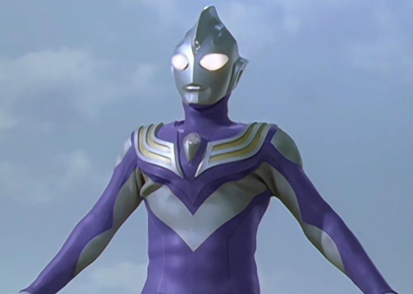 迪迦奥特曼飞行动作(迪迦奥特曼飞行时的图片)