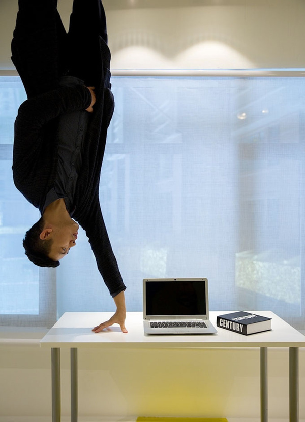 逆世界和平行时空(逆世界最后怎么处理)