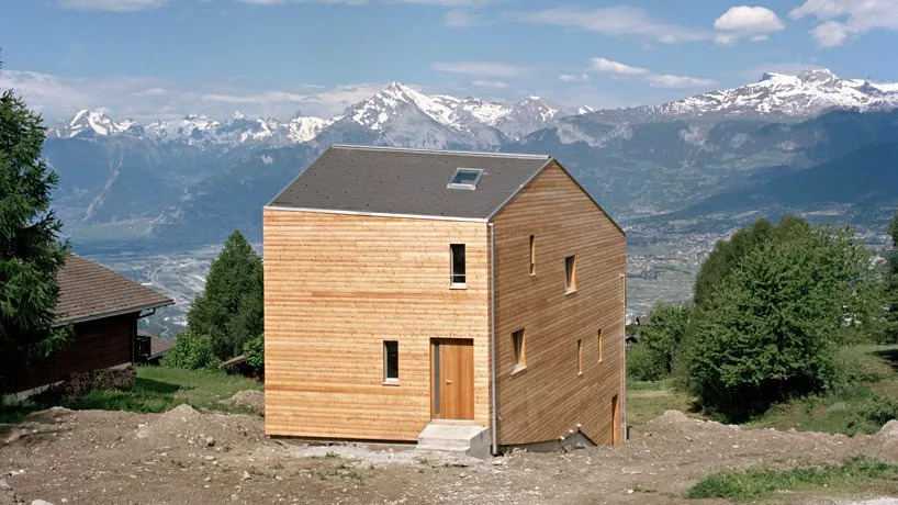 2025年10月11日 第17页