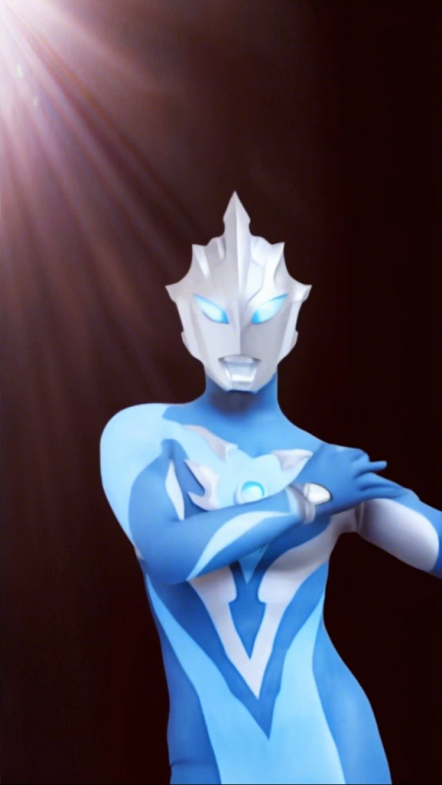 托雷塔斯奥特曼(放几张托雷斯奥特曼恶搞的图片)