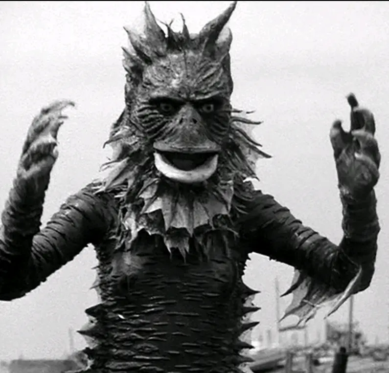 奥特曼特曼奥特曼黑猫()