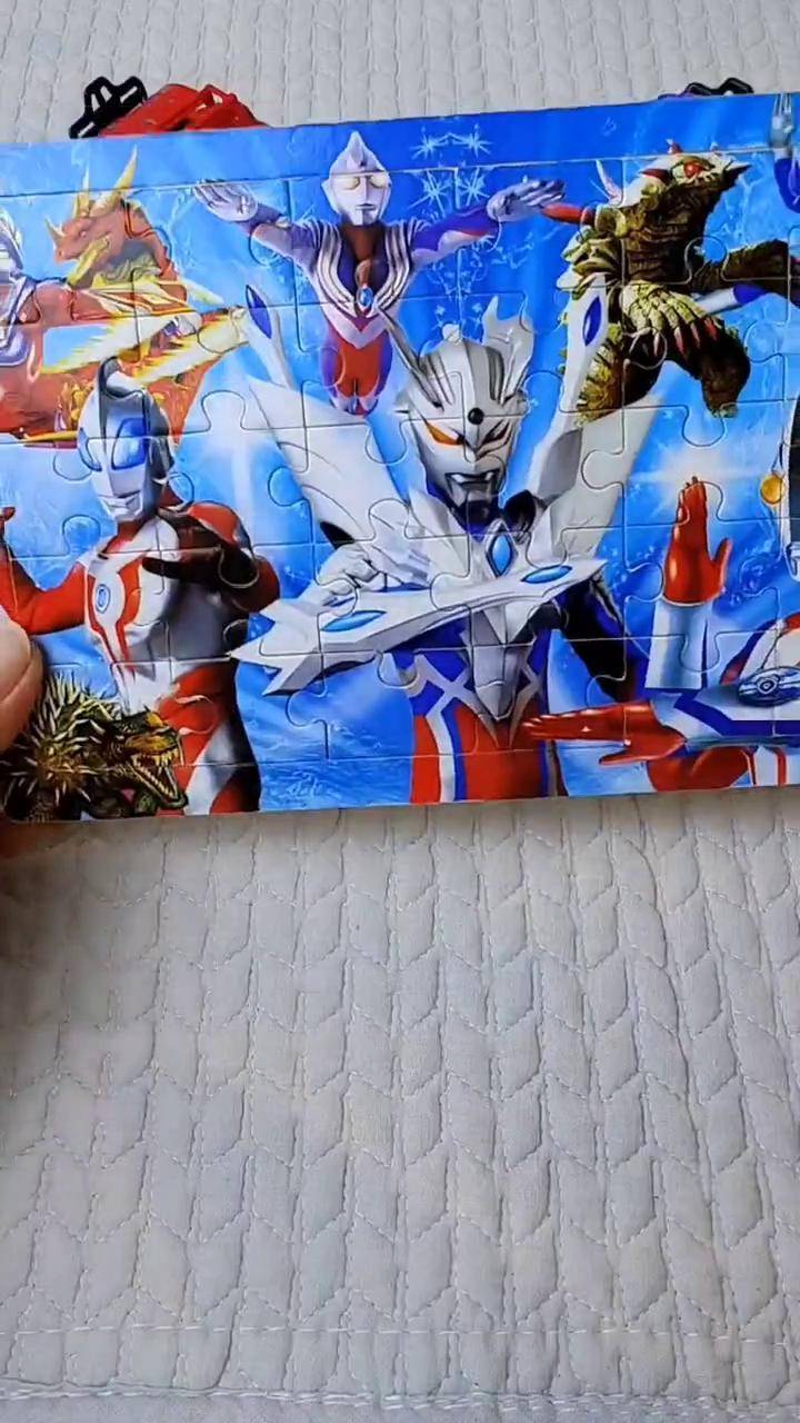 奥特曼长方形拼图(奥特曼拼装立体的拼图)