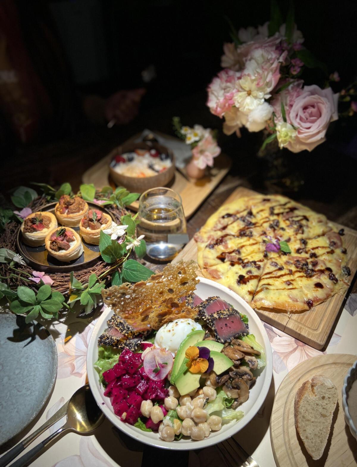 德宏梦幻餐厅(德宏梦幻餐厅地址)