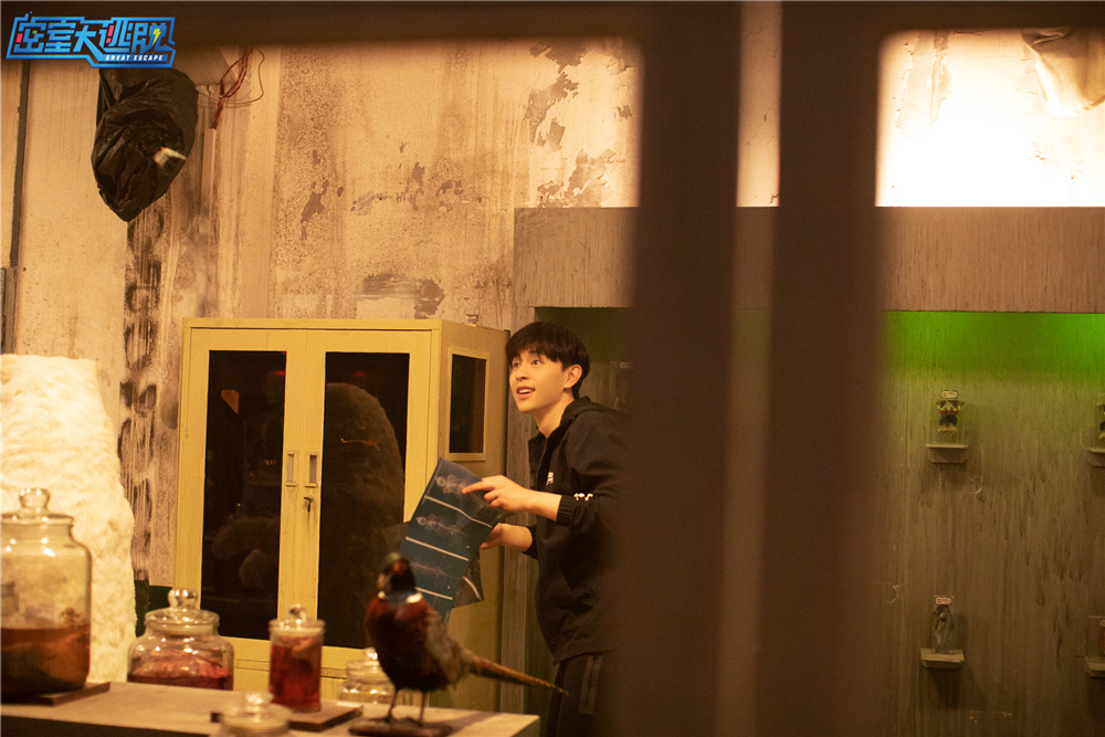 逃离废弃学校攻略(逃离废弃的别墅攻略)