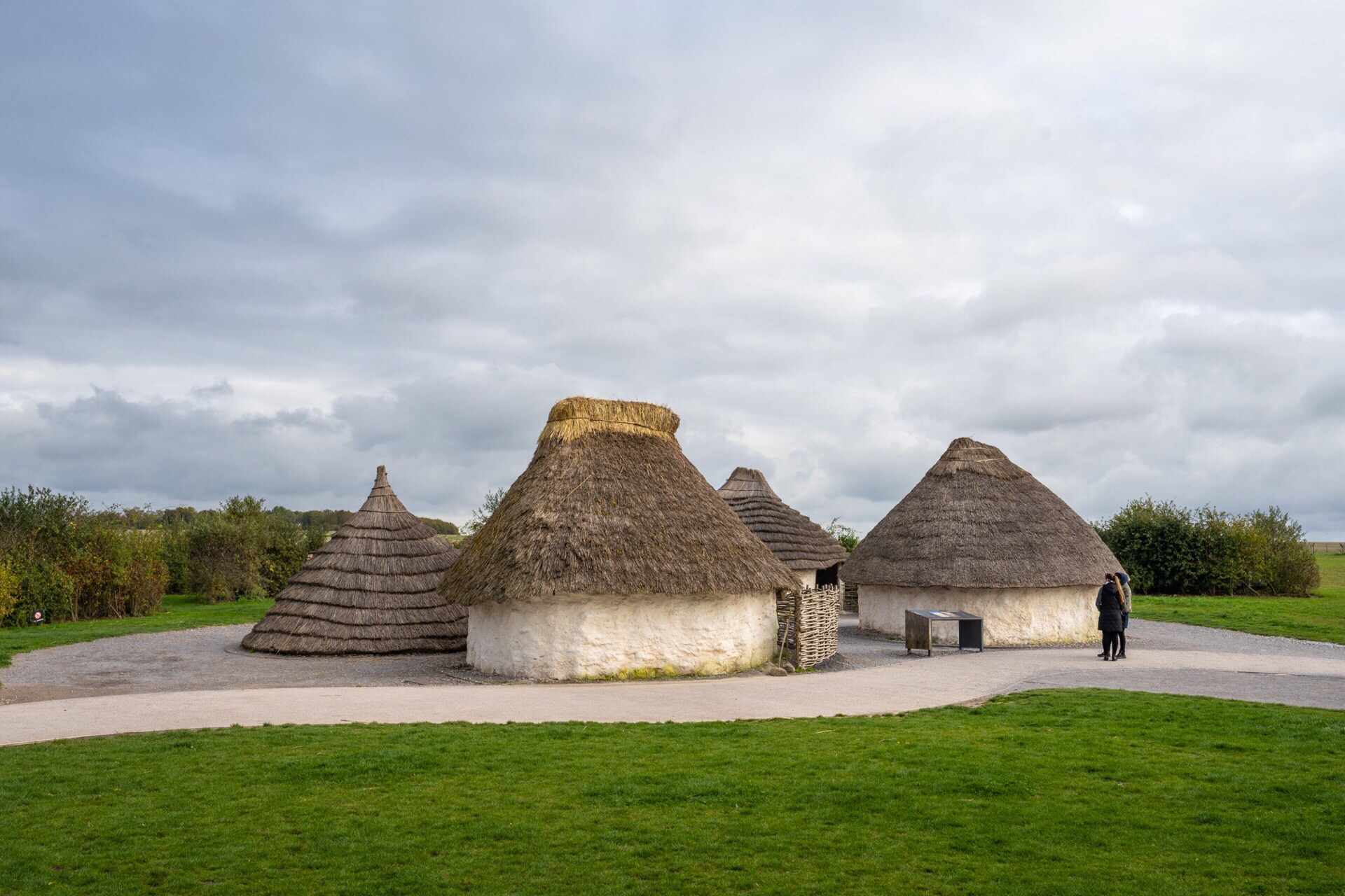 成长的巨石攻略(成长的城堡中文版无限钻石和金币)