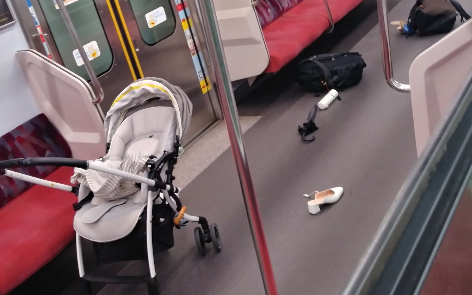 电车逃离攻略(电车逃离攻略大全)